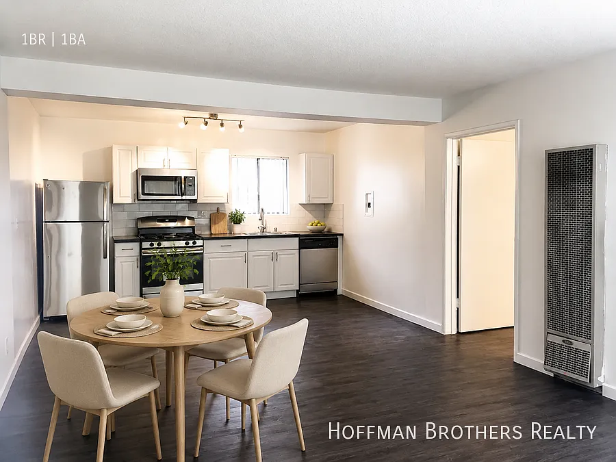 140 N Hoover St Los Angeles, CA 90004 — Photo 2