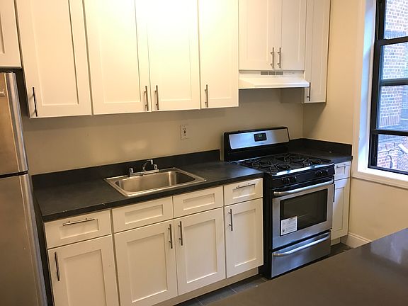 2nd image of 155 Linden Blvd APT 2D