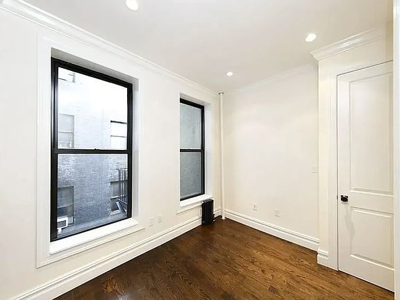 3rd image of 128 2nd Ave #A