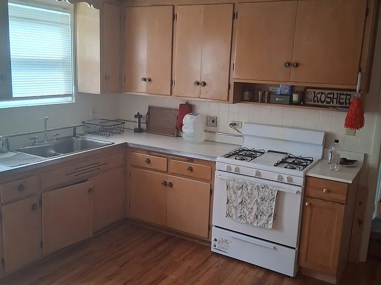 6651 N California Ave — Photo 6