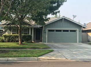 1212 Shafer Ln, Medford, OR 97501