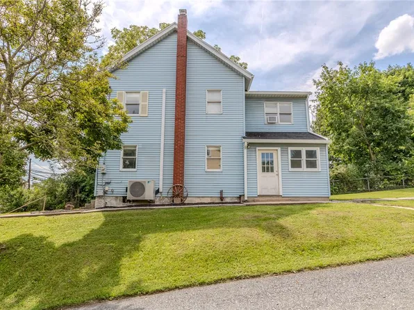 5603 Main St, Whitehall, PA 18052