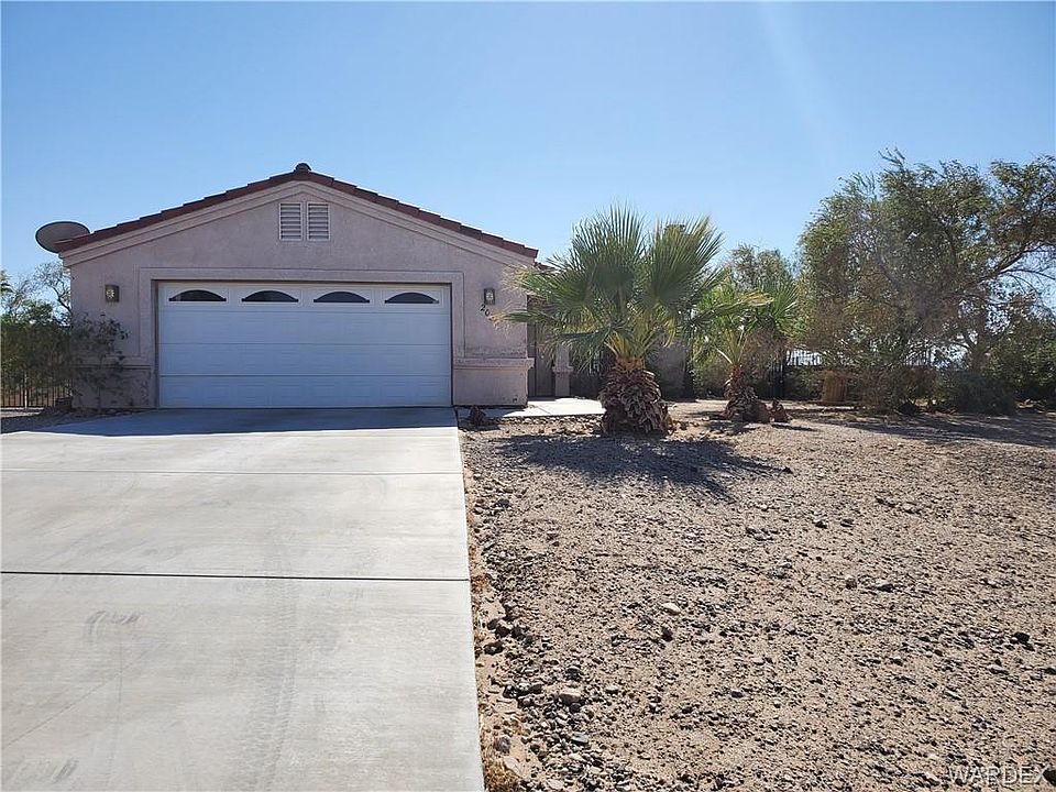 1st image of 2036 E Hammer Ln