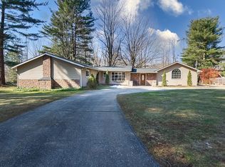 12982 Rockhaven Rd, Chesterland, OH 44026