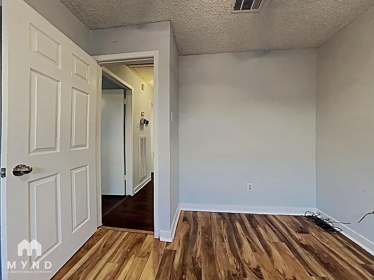8466 Gallahad St — Photo 13