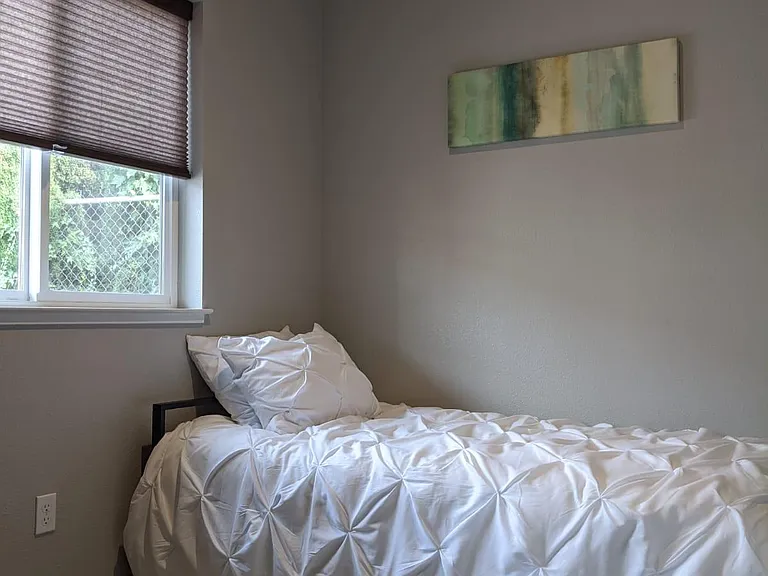 3606 May Rd #A — Photo 4