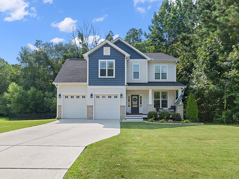 115 Owensboro Ct — Photo 10