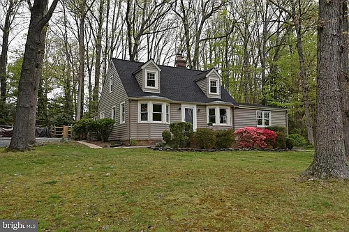 7104 Triad Way Photo 1