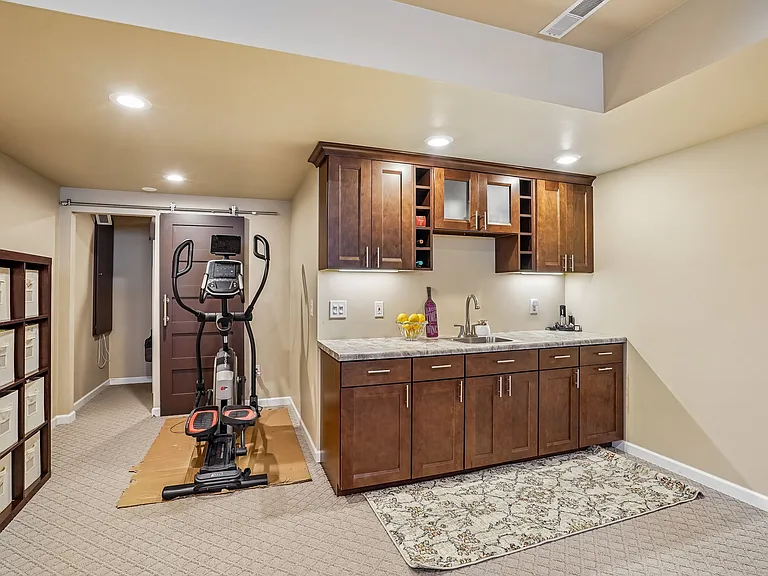 236 Little Bear Dr — Photo 34