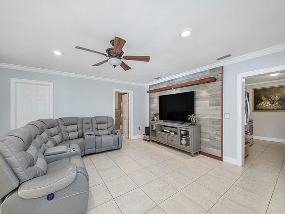 2nd image of 6600 N Orleans Ave
