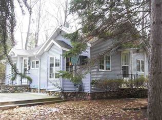 109 Ray St, Higgins Lake, MI 48627