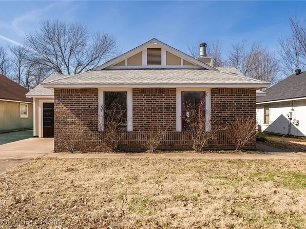 8524 Southridge Dr, Fort Smith, AR 72908