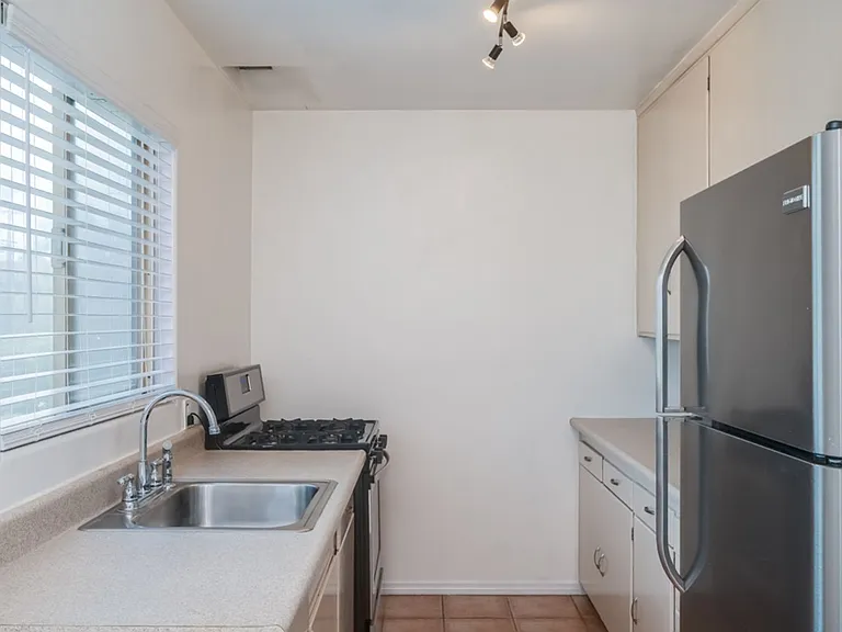 4159 Adams Ave — Photo 11