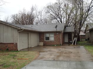6012 S Madison Pl, Tulsa, OK 74105