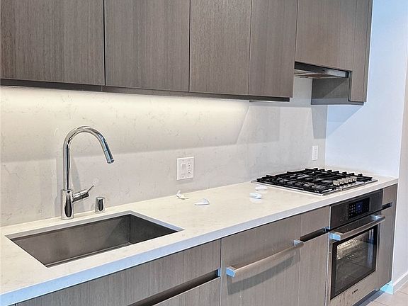 3rd image of 889 Francisco St Unit 2505