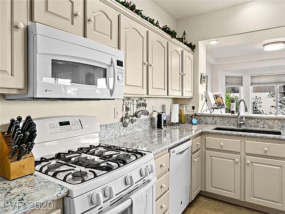4th image of 3041 Big Green Ln