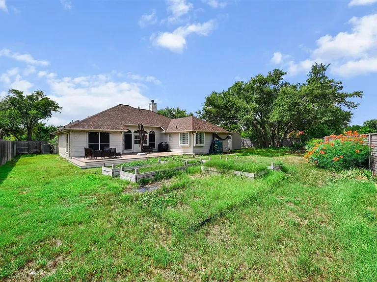 6006 Barletta Dr — Photo 32
