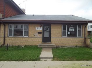 7031 W Crain St, Niles, IL 60714