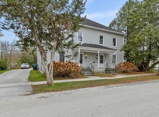 122-124 Pearl St, Saint Albans, VT 05478