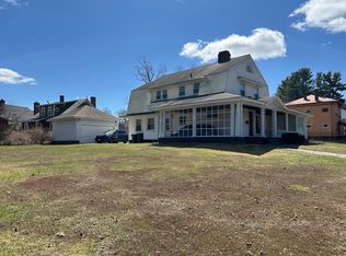 18 Mill St, Westfield, MA 01085