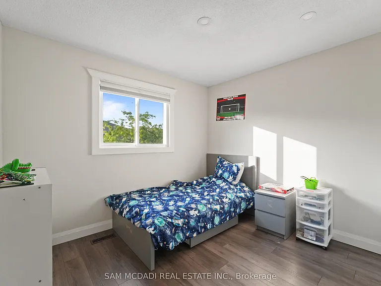 6251 Saltmarsh Ct — Photo 30
