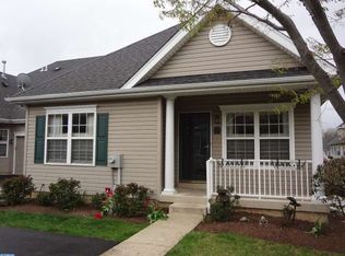 71 Freedom Ln, Bensalem, PA