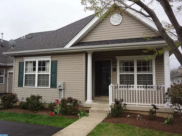 71 Freedom Ln photo 1