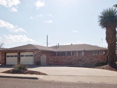 216 Utah Dr, Portales, NM, 88130