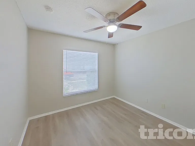 13311 Laraway Dr — Photo 14
