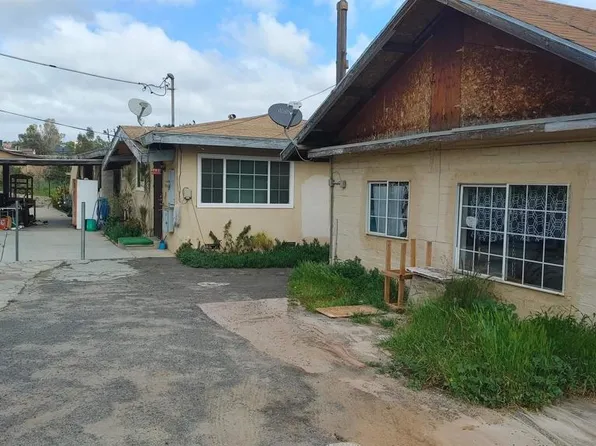 734 S Stage Coach Ln, Fallbrook, CA 92028