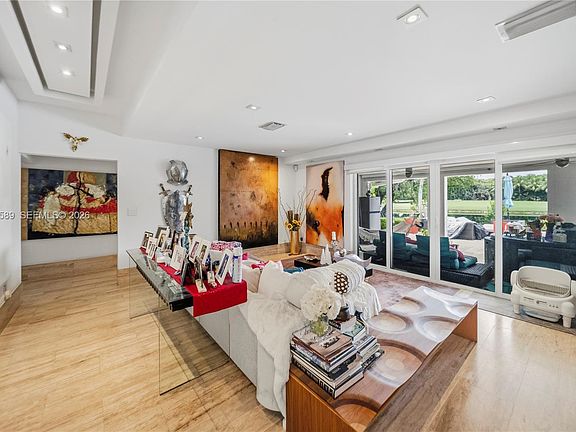 3rd image of 9448 NW 54th Doral Circle Ln