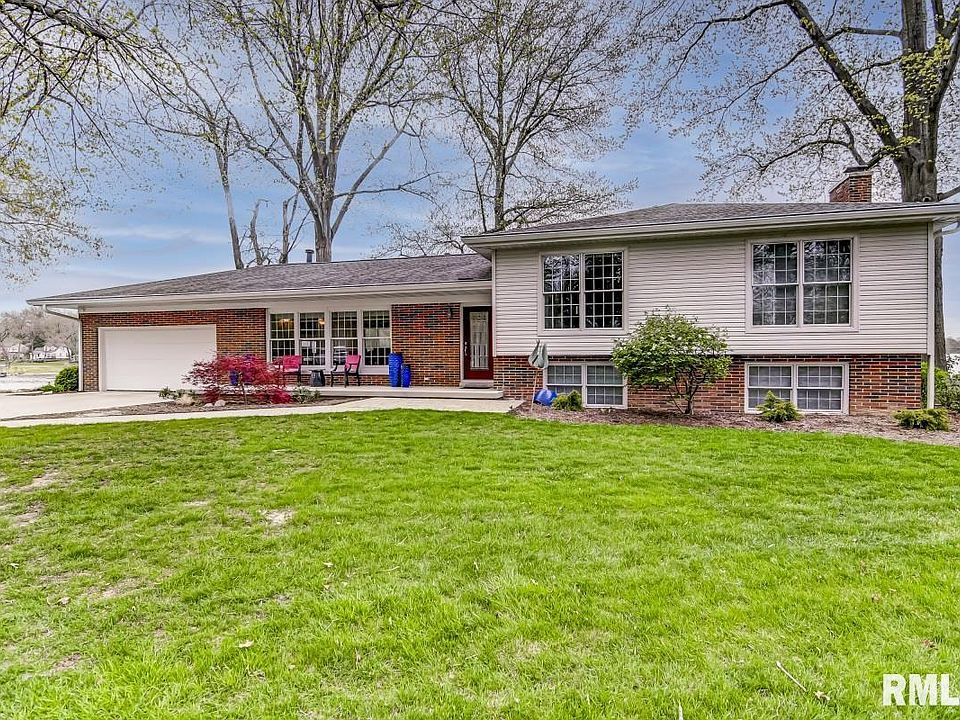 29 S Hazel Dell Ln, Springfield, IL 62712 | Zillow