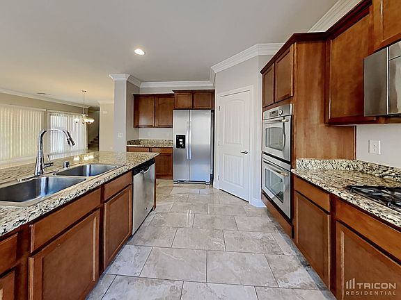 5th image of 9342 Wittig Ave