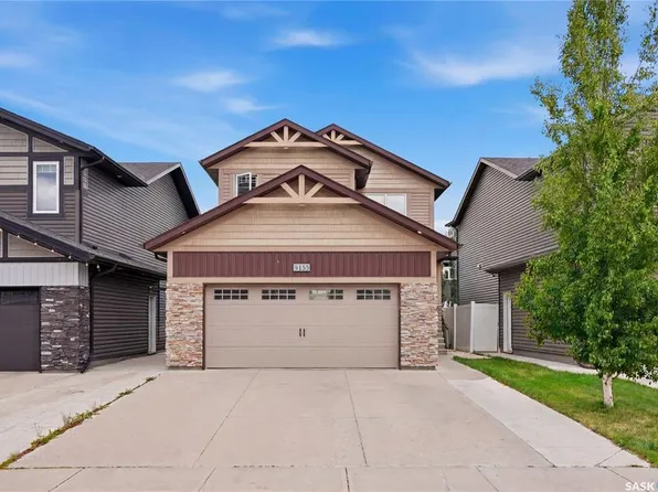 155 Dagnone LANE, Saskatoon, SK S7V 0R1