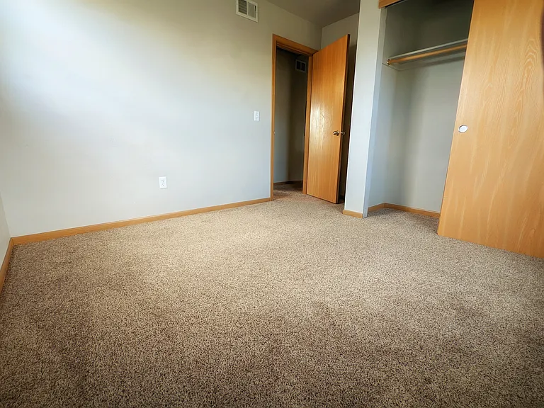 429 Mitchell St #I2-I4 — Photo 8