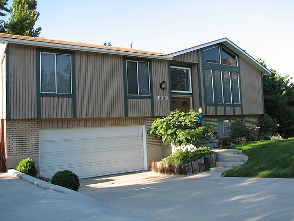 Front/Garage