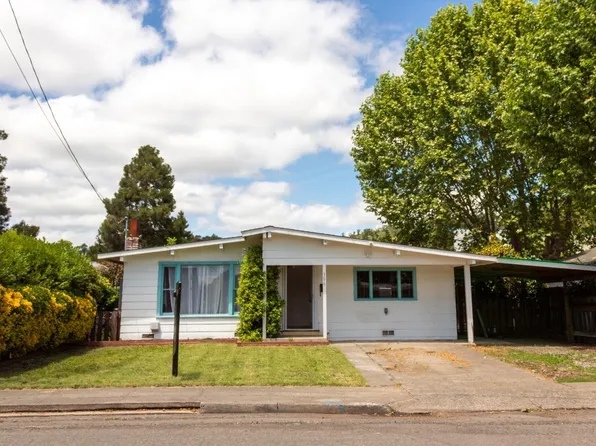 306 Champlain Avenue, Cloverdale, CA 95425