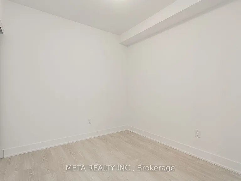 2545 Simcoe St N #322 — Photo 8