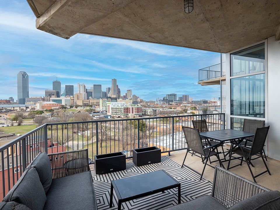 1st image of 1001 Belleview St #707