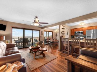 1 Treehouse Ln APT 4, Branson, MO 65616