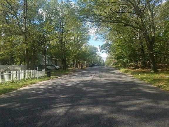5th image of 21 Beach Ln