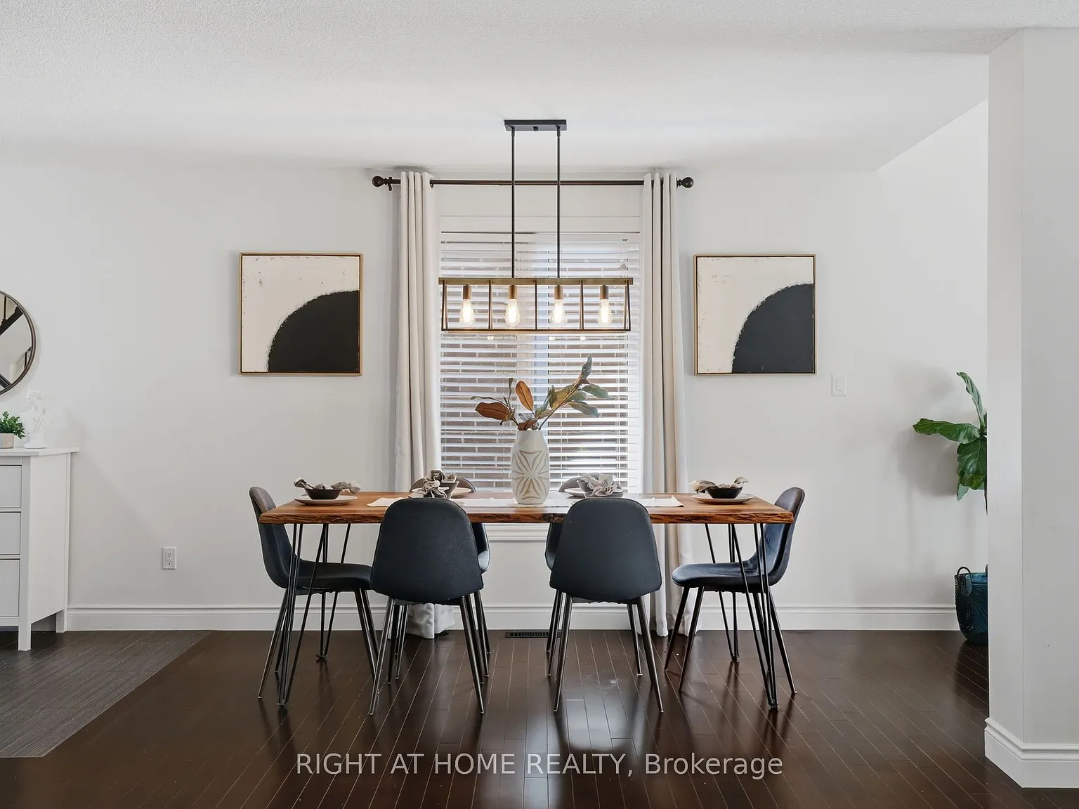 4 bed, $3,300 — Photo 4