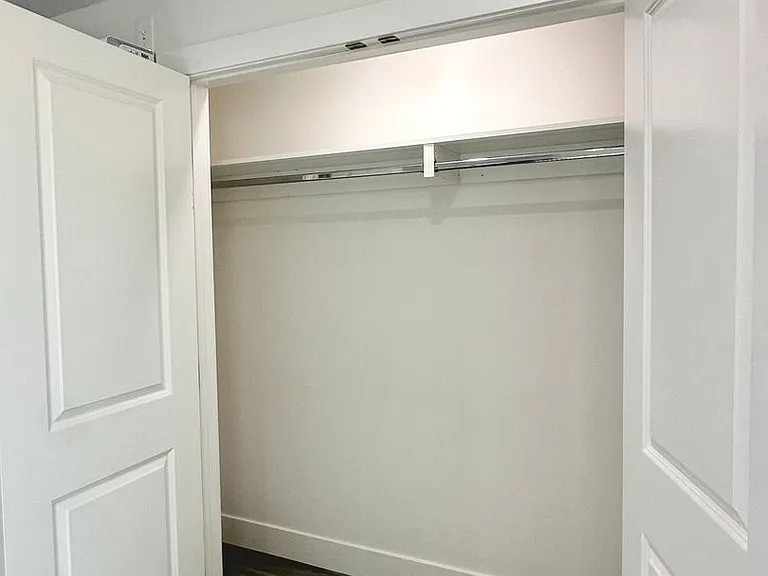 11512 Oxford Ave — Photo 28
