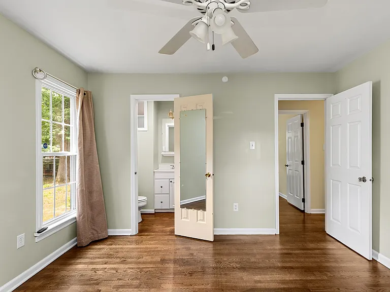 10112 Post Horn Dr — Photo 32