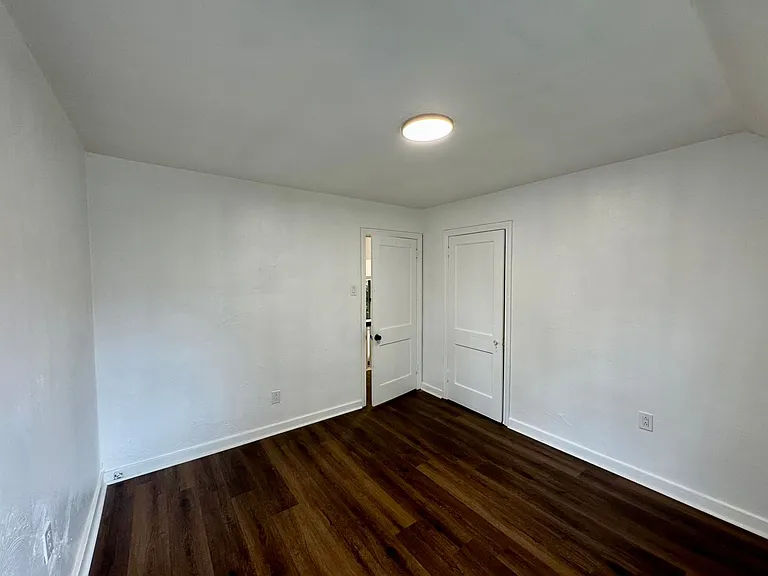 2432 Starkamp St — Photo 50