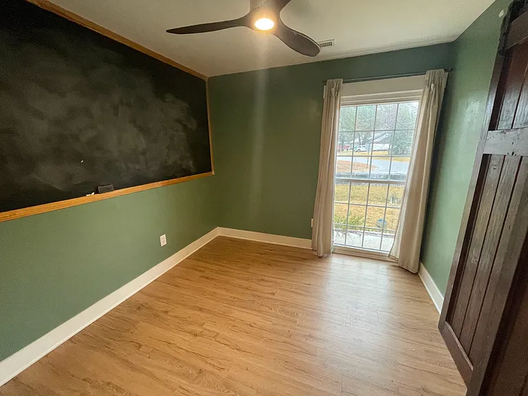 1278 Fort Dr — Photo 13
