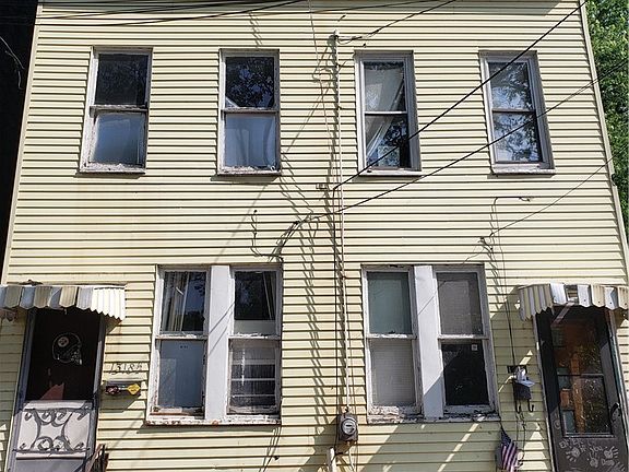 2nd image of 1318 Halsey Pl