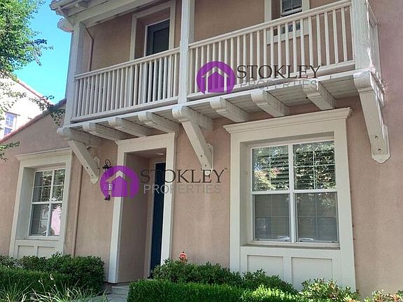 2nd image of 2103 Maidenhair Way