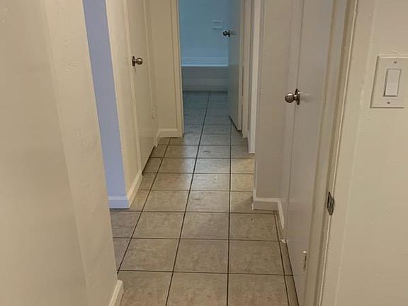 4th image of 3784 Euclid Ave APT 7