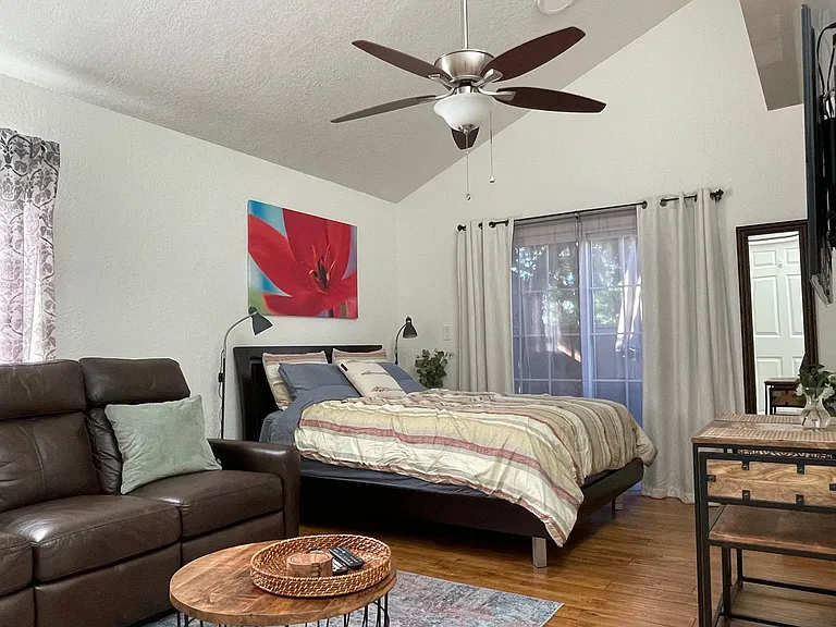 13276 Midbluff Ave #3 — Photo 20